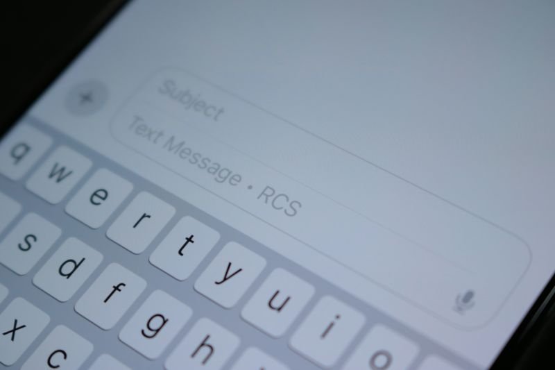 Trimite SMS gratuit in Romania